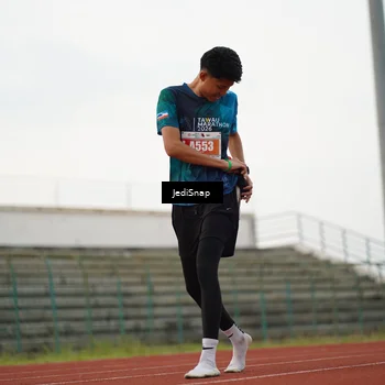 Runner Photo 4536555