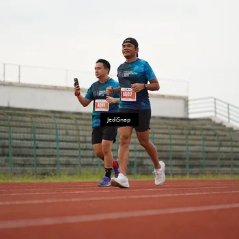Runner Photo 4536592