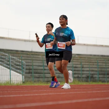 Runner Photo 4536602