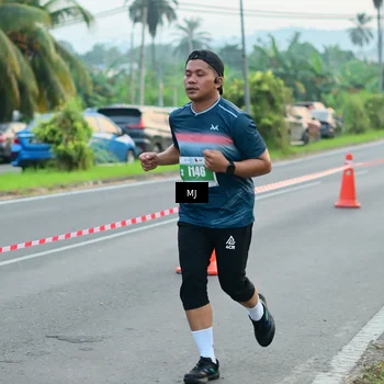 Runner Photo 4536696