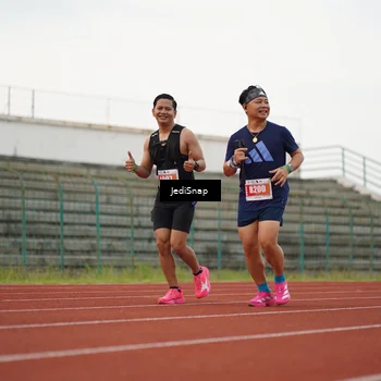 Runner Photo 4536913