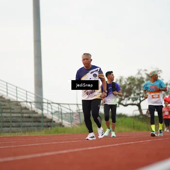 Runner Photo 4537038