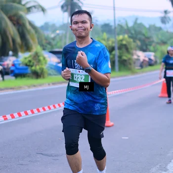 Runner Photo 4537070