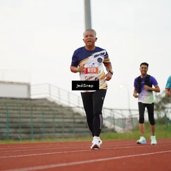 Runner Photo 4537074