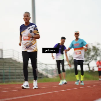 Runner Photo 4537105