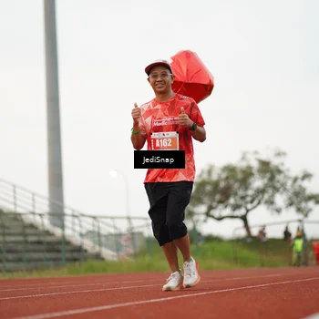 Runner Photo 4537180