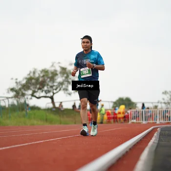 Runner Photo 4537242