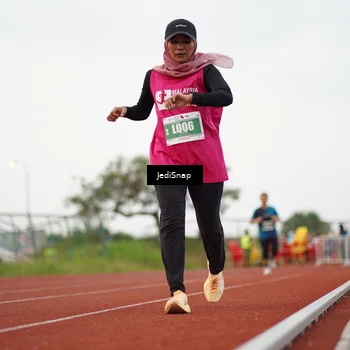 Runner Photo 4537304