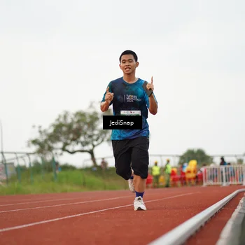 Runner Photo 4537336