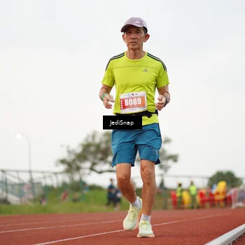 Runner Photo 4537376