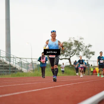 Runner Photo 4537416