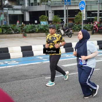 Runner Photo 4537432