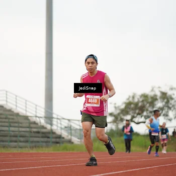 Runner Photo 4537443