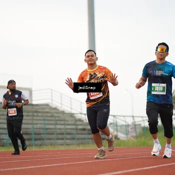 Runner Photo 4537641