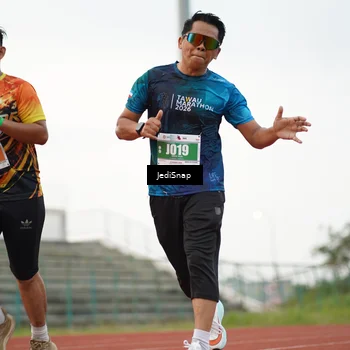 Runner Photo 4537642