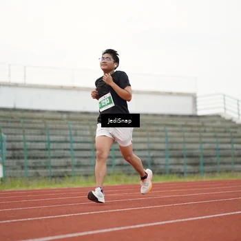 Runner Photo 4537680