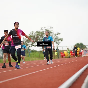 Runner Photo 4537794
