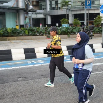 Runner Photo 4537797