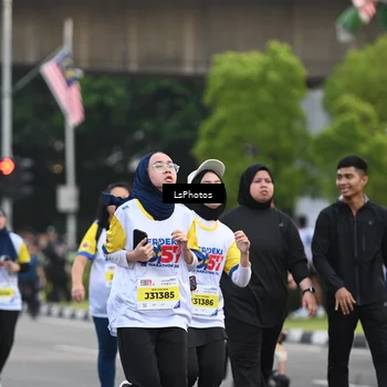 Runner Photo 4537840