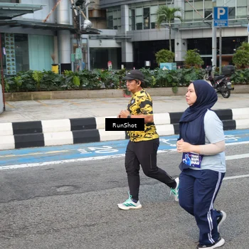 Runner Photo 4537852