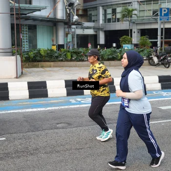 Runner Photo 4537874