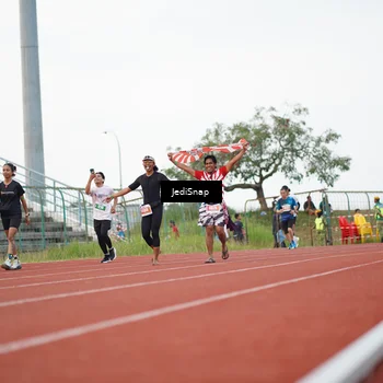 Runner Photo 4537884