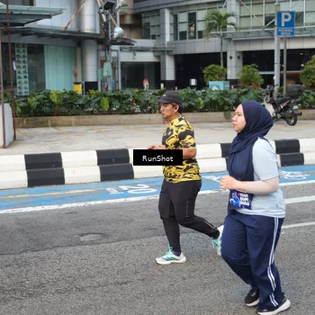 Runner Photo 4537904