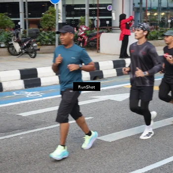 Runner Photo 4537936