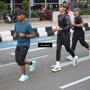 Runner Photo 4537978