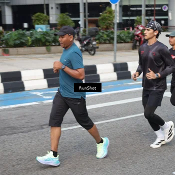 Runner Photo 4537990