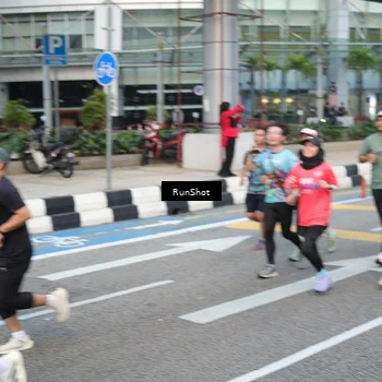 Runner Photo 4538106