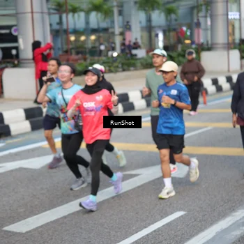 Runner Photo 4538119