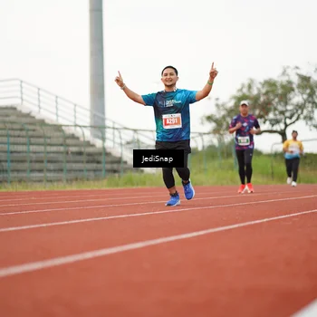 Runner Photo 4538136