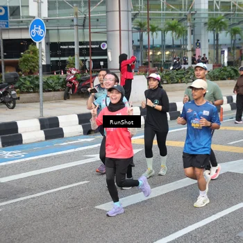Runner Photo 4538149