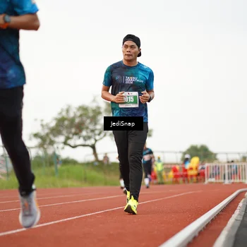 Runner Photo 4538223