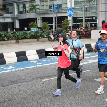 Runner Photo 4538313