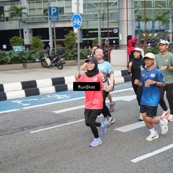 Runner Photo 4538392