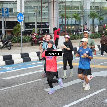 Runner Photo 4538395