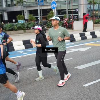 Runner Photo 4538411