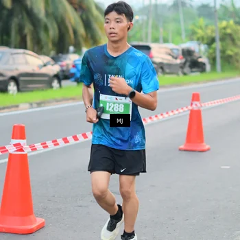 Runner Photo 4538425