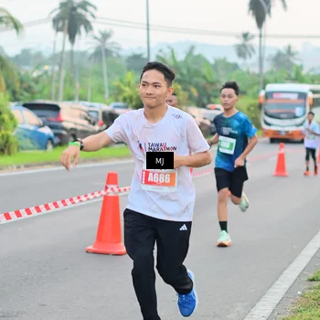 Runner Photo 4538693