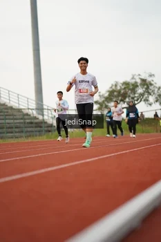 Runner Photo 4538795
