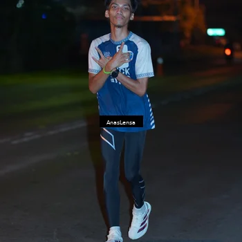 Runner Photo 4539043