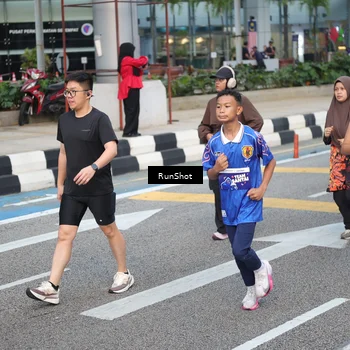 Runner Photo 4539072