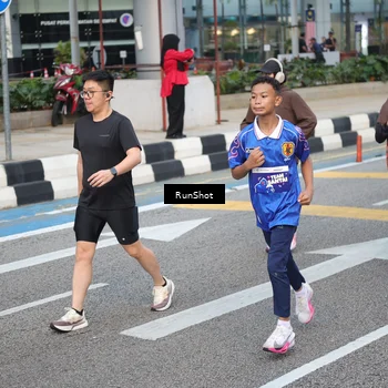 Runner Photo 4539084