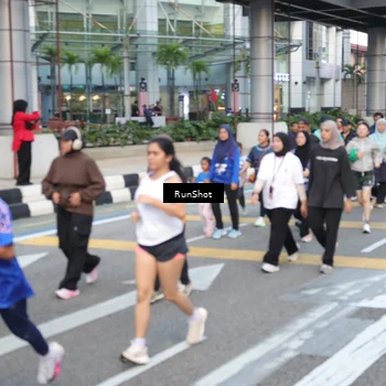 Runner Photo 4539189