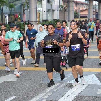 Runner Photo 4539690