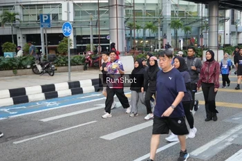 Runner Photo 4539874