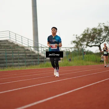 Runner Photo 4540016