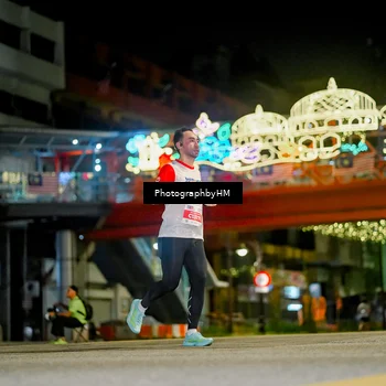 Runner Photo 4540100